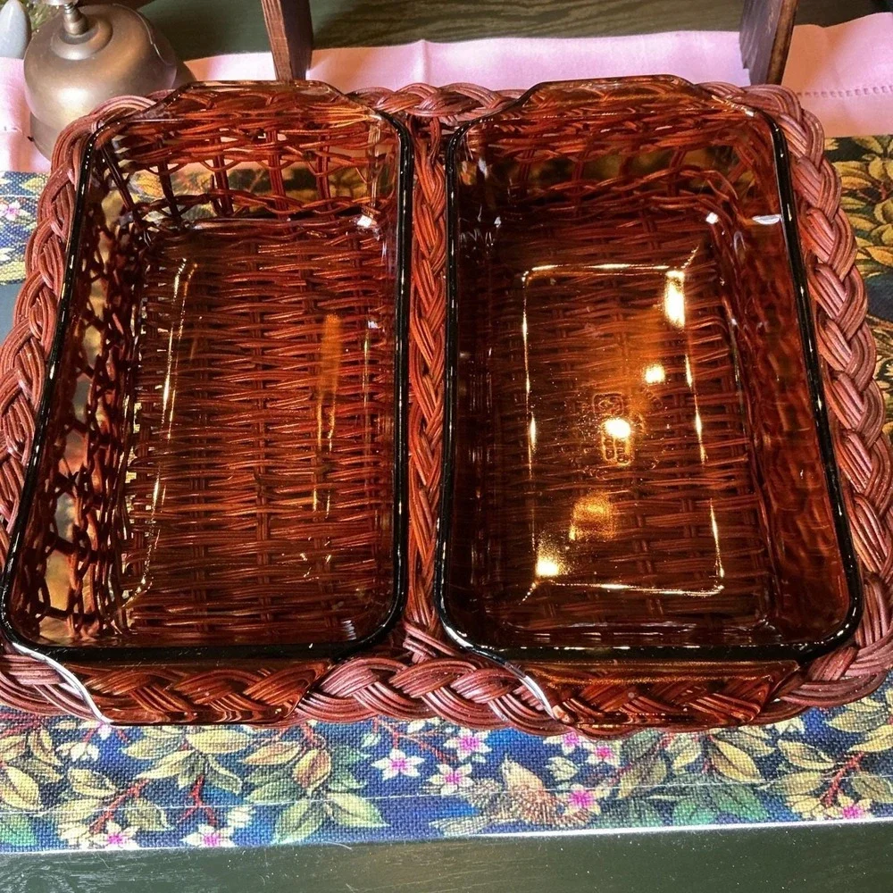 Double Anchor Hocking #441 Amber‎ Cassarole Dishes w/ wicker carrier.